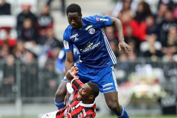 Ibrahim Sissoko (RCS) et Wylan Cyprien (OGC Nice)