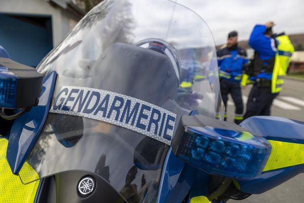 Illustration- Un gendarme est venu porter secours sur l'autoroute.