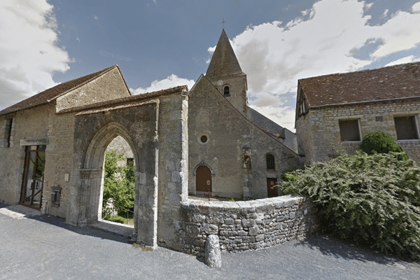 L'église Saint-Gault de Yèvre-la-Ville.