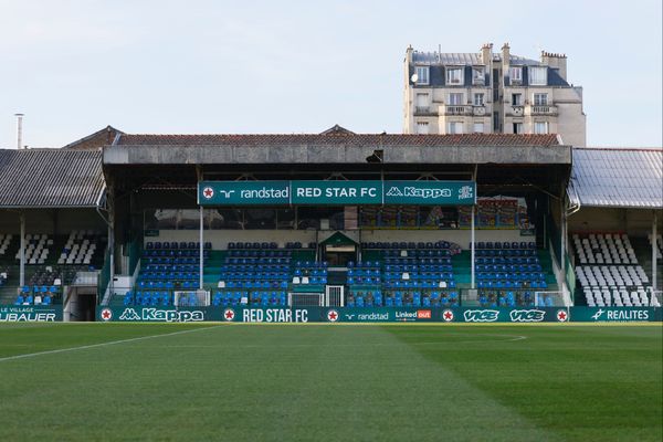 Un conseil municipal se tenait hier à la mairie de Saint-Ouen au sujet de l'avenir du Red Star FC.