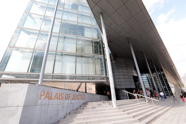 Le Palais de justice de Grenoble.