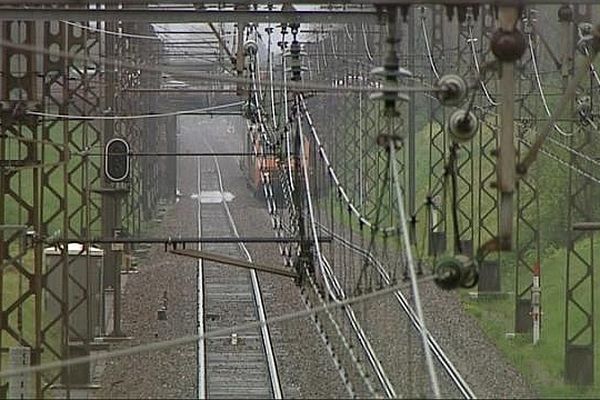 De nombreux trains sont arrêtés en gare ou circulent à vitesse très réduite en raison des importantes précipitations qui touchent la Bourgogne