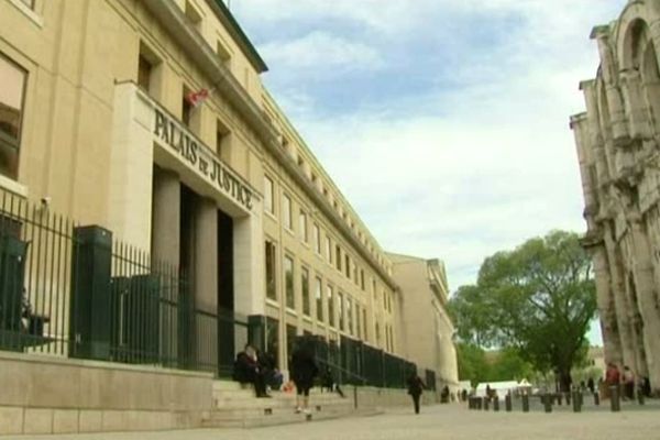 Palais de justice de Nîmes