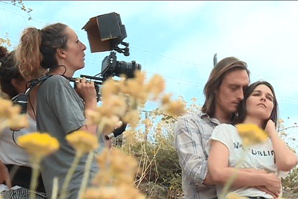 Lavinie Boffy sur le tournage de La vie ou la pluie