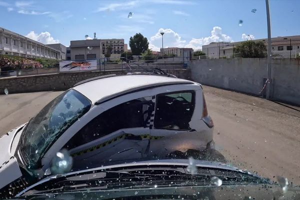 Un crash test pédagogique a été organisé ce lundi 12 juin au LEP Jules Antoni.