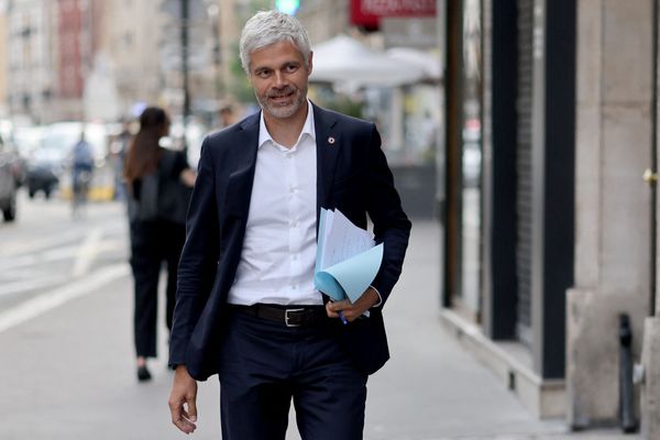 Le président du conseil régional d'Auvergne-Rhône-Alpes, Laurent Wauquiez (LR), a annoncé maintenir la suspension des subventions régionales à la ville de Grenoble.