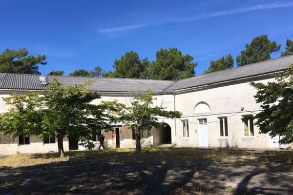 A Saint-Georges-d'Oléron, le fort des Saumonards, construit au début du XIXème siècle, va changer de mains