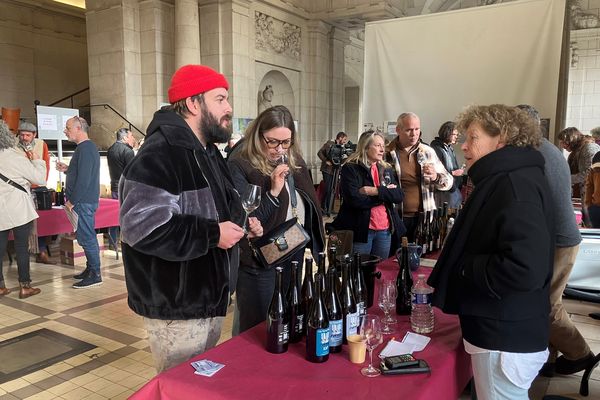 15ème édition, les 30 novembre et 1er décembre 2024, de Biotyfoule, le salon des vins bio de Touraine.