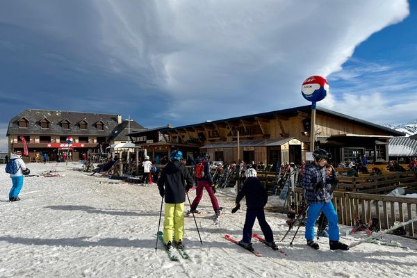 Un premier bilan "exceptionnel" pour les vacances de fin d'année à la station de Saint-Lary Soulan dans les Hautes-Pyrénées.