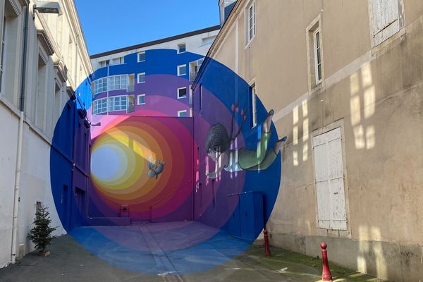 La fresque colorée de Seth au Mans