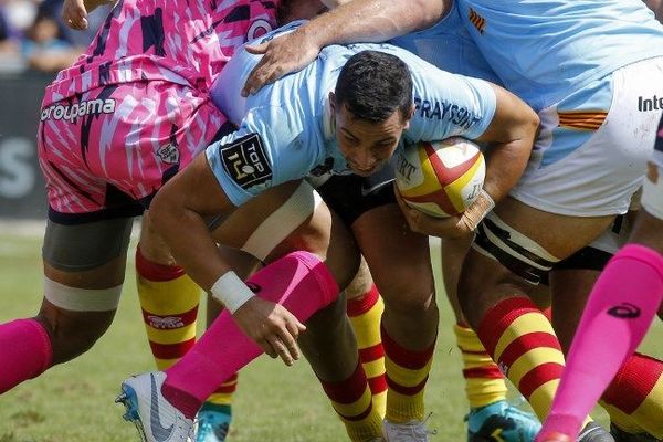 L'arrière de l'USAP Julien Farnoux face au Stade Français samedi 25 août 2018