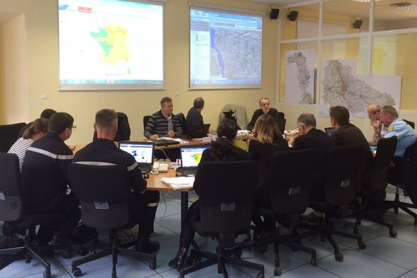 Le centre opérationnel départemental réuni en préfecture à Nancy samedi soir