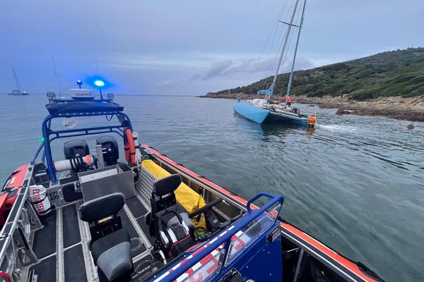 Un catamaran a subi une voie d'eau à cala di Fica, au nord d'Ajaccio, dans la nuit du 7 au 8 juillet.