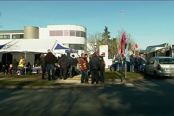 Le dépôt de Vitalis est bloqué depuis ce matin. 