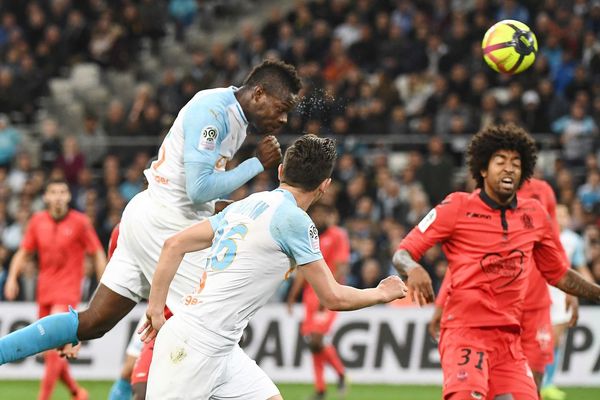 10/03/19 Ligue 1, Marseille-Nice : l'attaquant italien Mario Balotelli marque face à son ancien club.