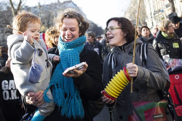 La PMA pour toutes est une promesse de campagne d'Emmanuel Macron. Le débat parlementaire sera bientôt lancé. 