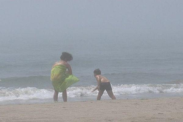 Brouillard sur la plage de la Grande-Motte