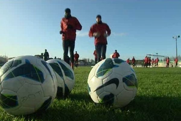 Les joueurs du FC Rouen à l'entraînement.