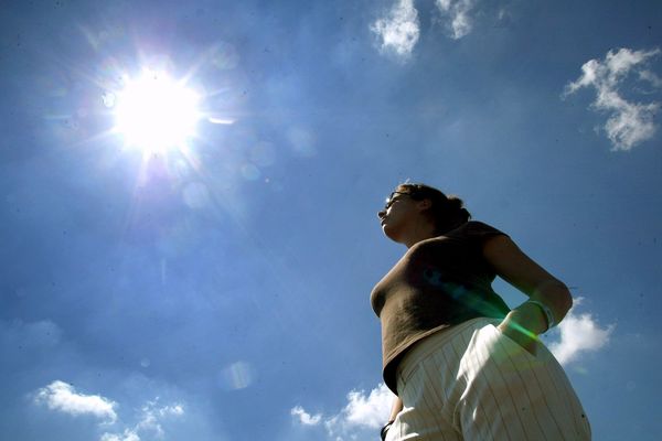 50 départements sont en vigilance orange canicule ce lundi 21 août, face à l’intensité de cette canicule, certains départements pourraient basculer en vigilance rouge.