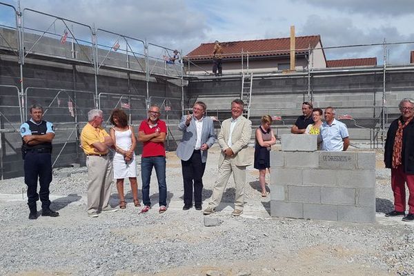 Les travaux de cette nouvelle place Wolinski s'achèveront fin 2016 à Saint-Just-le-Martel (87)