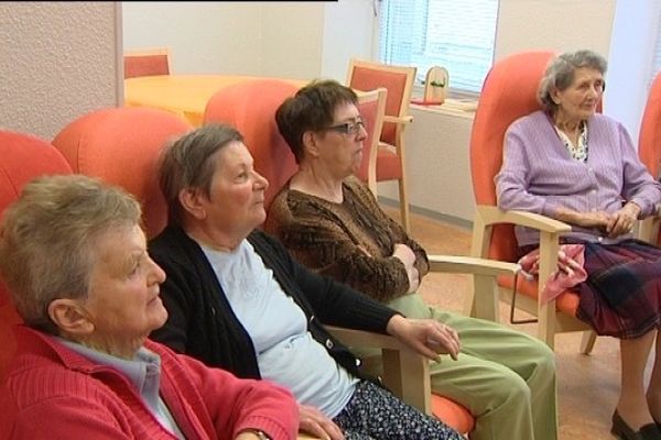 Après 85 ans, une femme sur quatre est touchée par la maladie d'Alzheimer