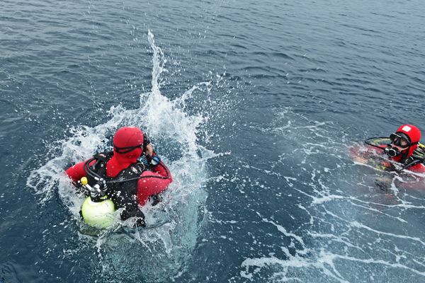 Illustration. Les secours aquatiques du SDIS de l'Isère ont retrouvé le corps du jeune homme au fond du lac.