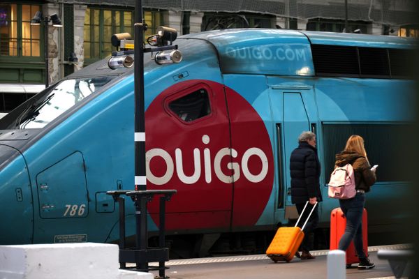 Le service sera réduit de moitié en fin de semaine sur les lignes TGV Inoui et Ouigo, ainsi que pour les Intercités de jour et de nuit, a annoncé la SNCF.