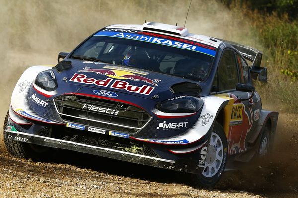 Sébastien Ogier et son co-pilote Julien Ingrassia au rallye de Catalogne