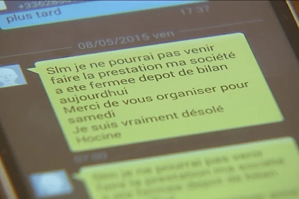 C'est par un simple texto que le prestataire a averti les futurs mariés qu'il ne pourrait assurer son service.