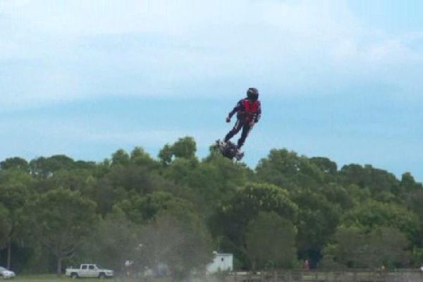 Le flyboard est une invention marseillaise