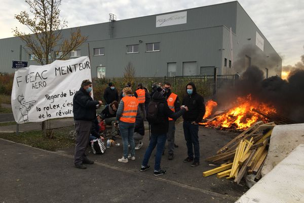 Une grève illimitée a commencé le 5 novembre à Figeac Aéro, à Méaulte. 