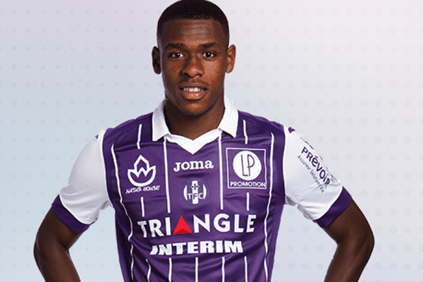 Issa Diop, 1m93