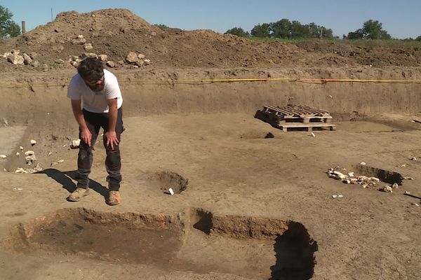 Sous ce champ en Dordogne, un habitat gaulois.