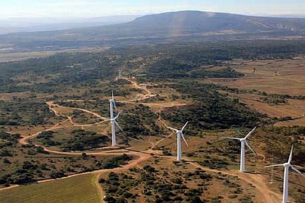 Aude - Parc éolien de Conilhac (9,2 MW) - août 2014.