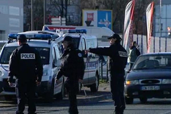 Poitiers ce matin - les policiers ont procédé au contrôle de près de 300 véhicules.