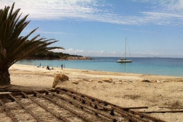 Démontage de la Pineta et de la Plage d'argent à Coti-Chiavari, il y a quelques jours. 