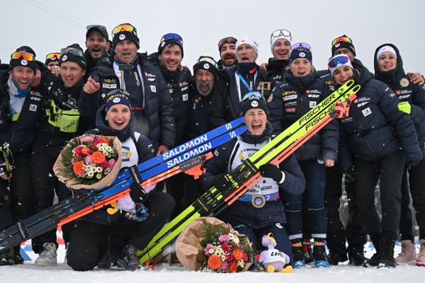 Doublé savoyard en coupe du monde de biatjlon. Justine Braisaz-Bouchet a remporté la poursuite de Lenzerheide en Suisse, devant Julia Simon