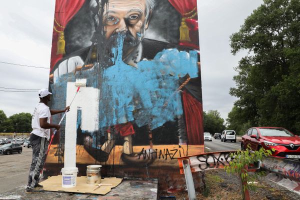 La fresque polémique de Lekto a été recouverte de peinture le 24 juin.