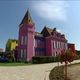 L'Hôtel Stelsia à Saint-Sylvestre -sur-Lot est reconnaissable à ses façades multicolores.