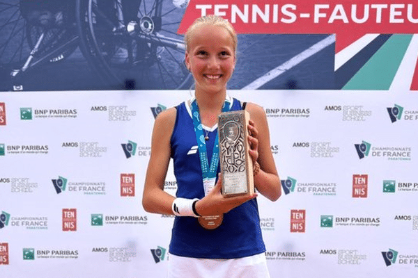 Cléo a décroché à Honfleur (Normandie), son premier titre de Championne de France junior.