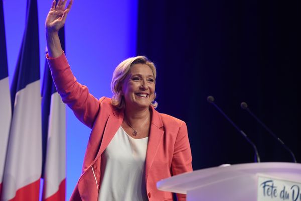 Marine Le Pen, présidente du Rassemblement National (RN) lors de la Fête du drapeau le 23 septembre à Mantes-la-Ville (Yvelines). 
