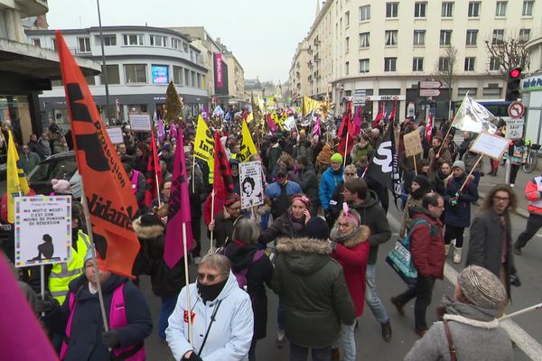 Encore du monde dans les rues de Caen ce vendredi 24 janvier 2020