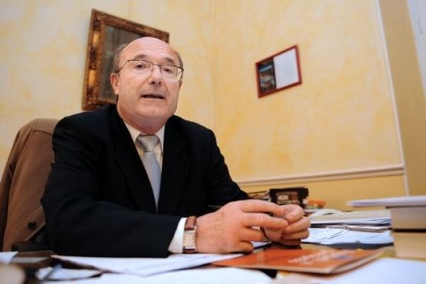 Jacques Bompard maire d'Orange