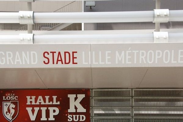 Le Stade Pierre Mauroy accueillera-t-il des matchs du RC lens ? Au moins le derby ?