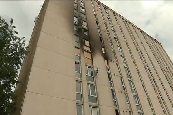 La mobilisation s'est organisée après l'incendie d'un appartement le 11 juillet. 