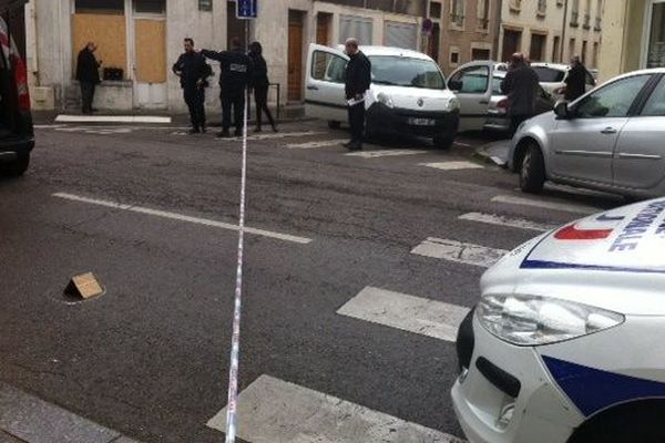 En 2016, le secteur de la place de la Croix de Bourgogne avait été bloqué. 