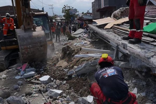 L’équipe PUI déployée en Indonésie à la recherche de victimes dans le quartier Balaroa, à Palu.