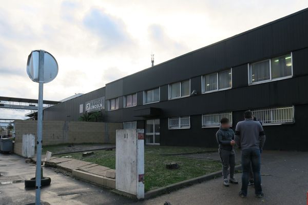 Le hangar où avait eu lieu une soirée de réveillon qui avait dégénéré, à Champigny-sur-Marne, le 31 décembre 2017.