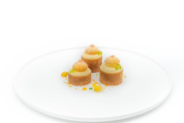 Le Dessert d'Argent de Simon Pacary :  Beignet de pomme Agria, Mika et Thym. 