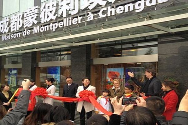 Chengdu (Chine) - Inauguration de la maison de Montpellier par Hélène Mandroux - mars 2014.